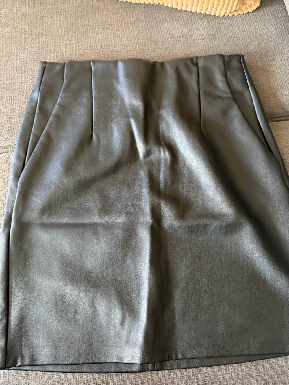 Dynamite Black Faux Leather mini Pencil Skirt